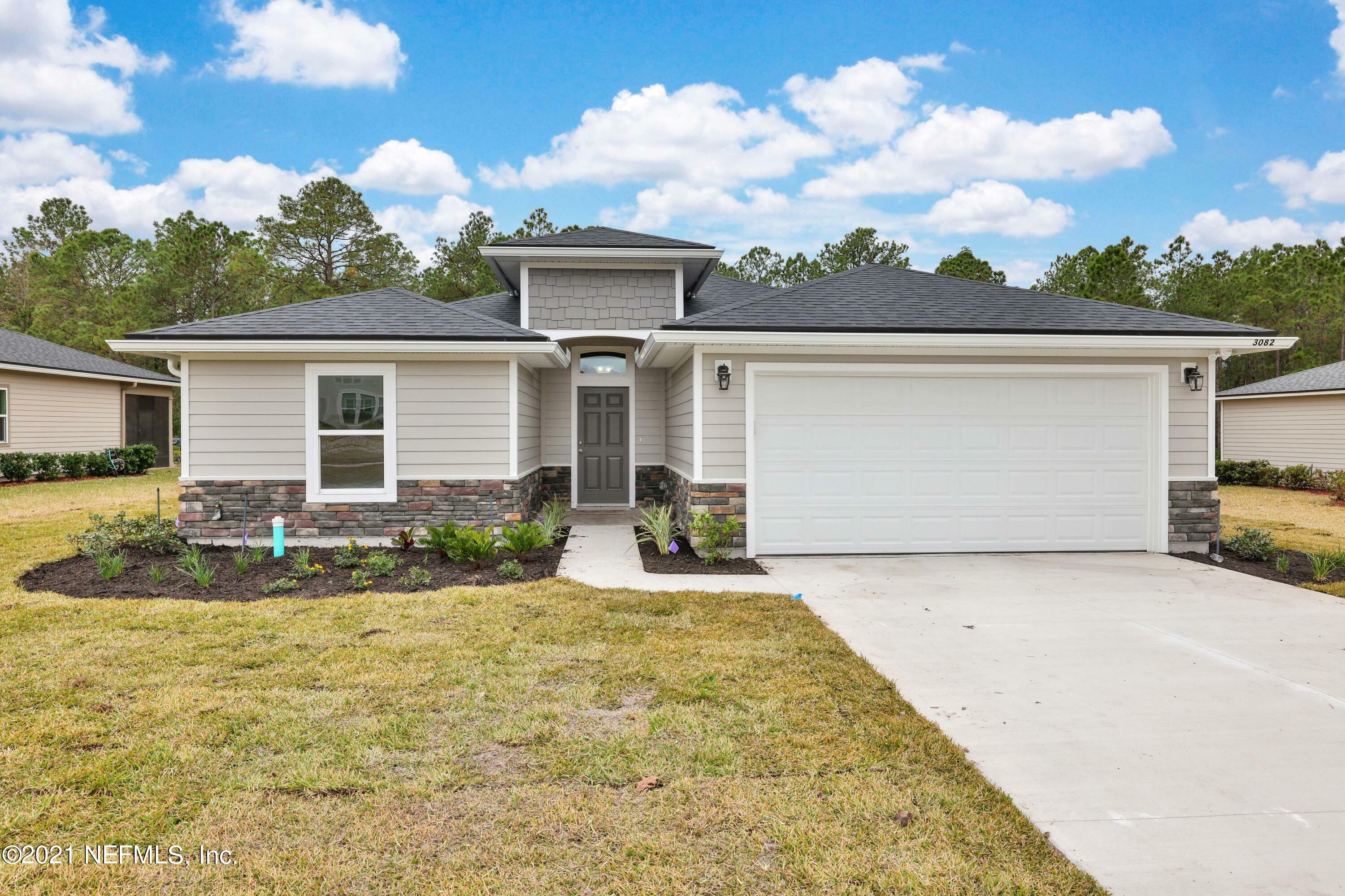 Property Photo:  2817 Camel Circle  FL 32068 