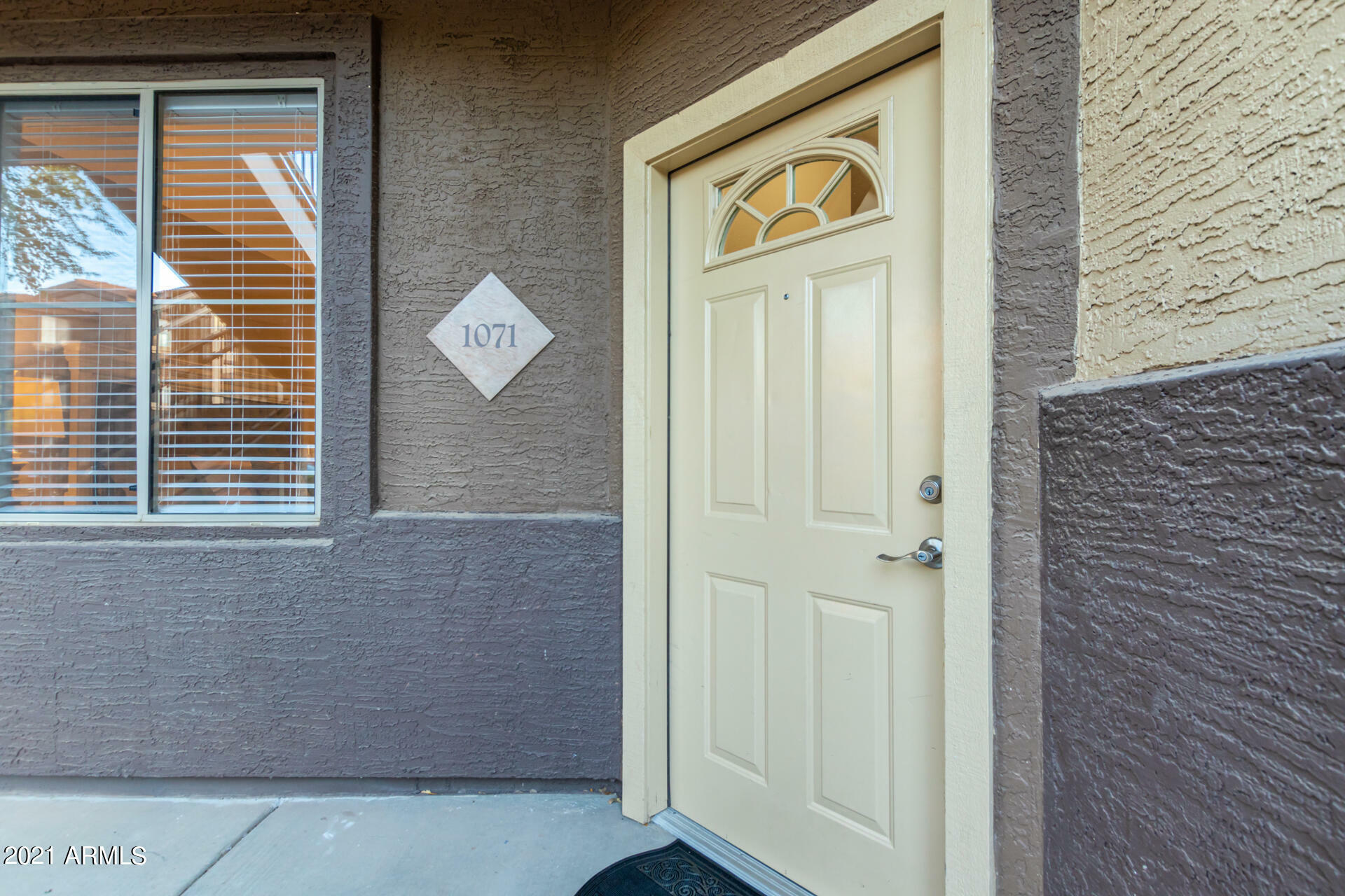 Property Photo:  10136 E Southern Avenue 1071  AZ 85209 