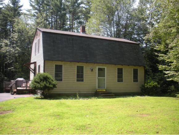 Property Photo:  7 Catskill Drive  NH 03054 