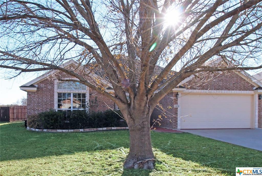 Property Photo:  1404 Saxon Circle  TX 76548 