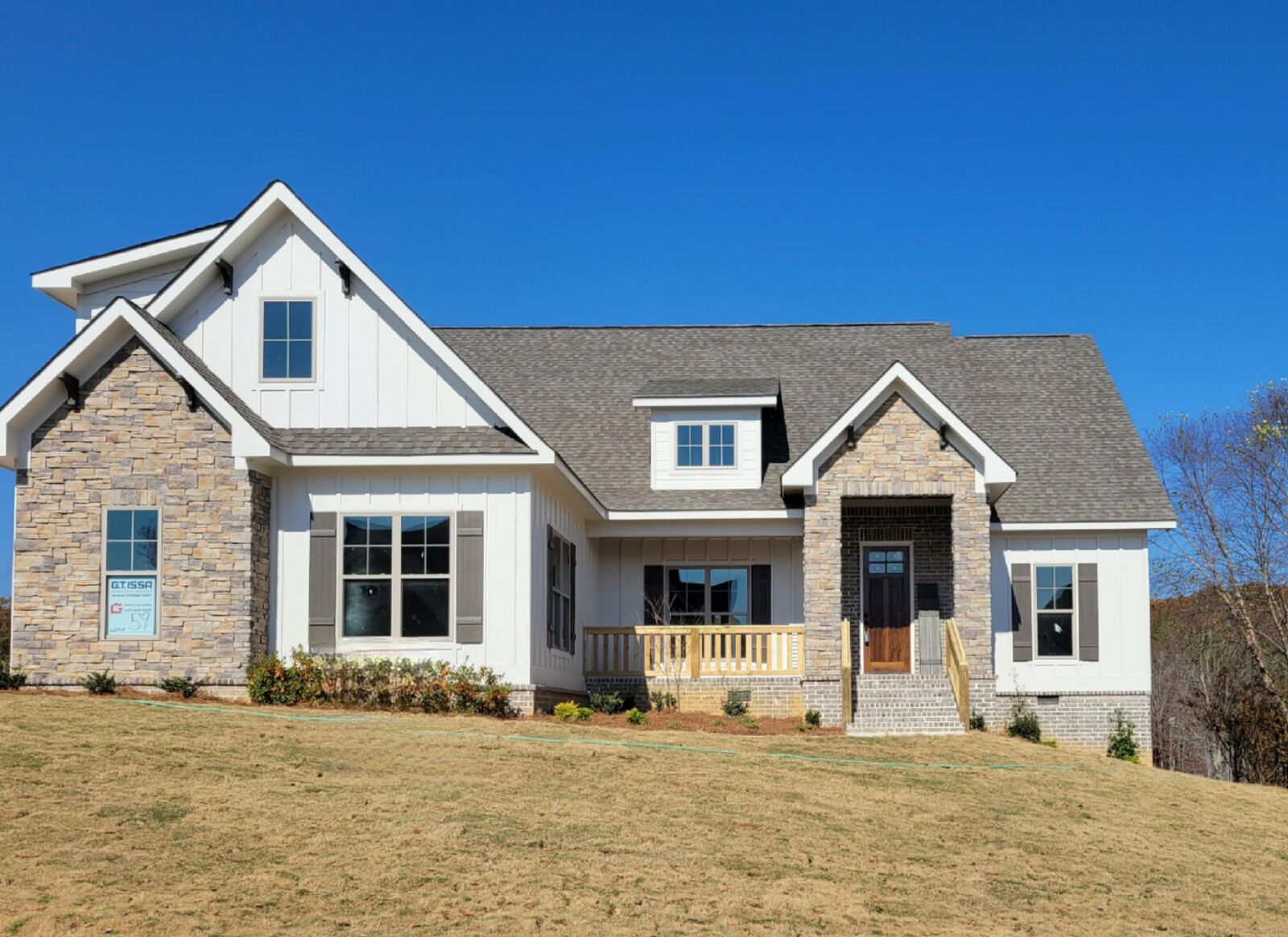 Property Photo:  1424 Shirestone Court  TN 37379 