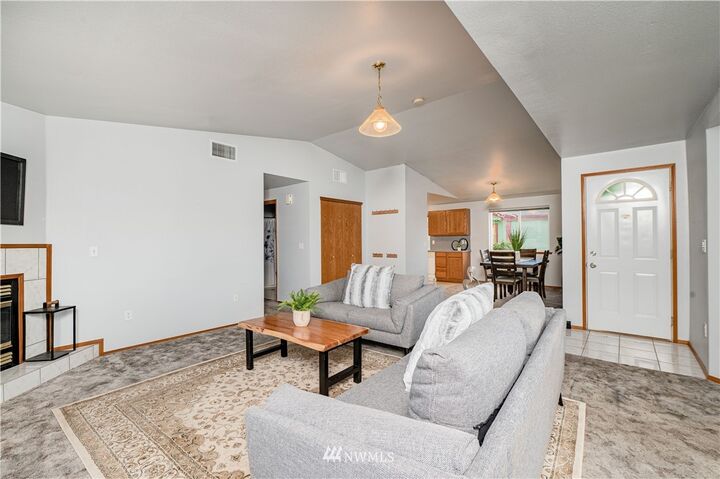 Property Photo:  1224 Garfield Avenue  WA 98230 