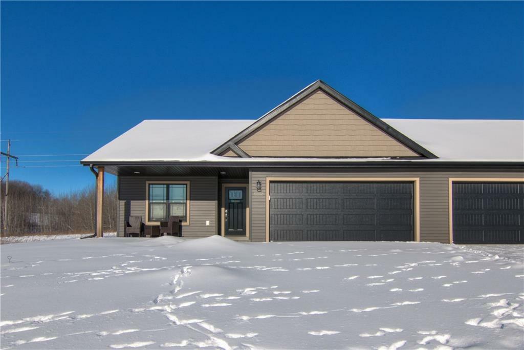 Property Photo:  1813 Ridgewood Circle  WI 54751 