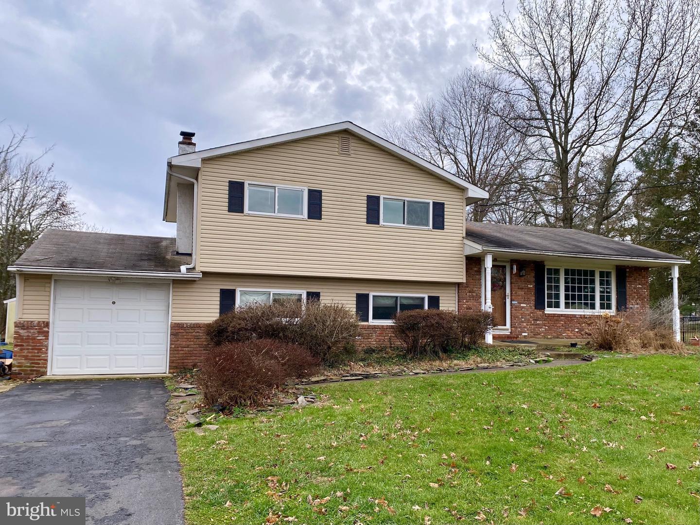 Property Photo:  31 State Park Drive  NJ 08560 