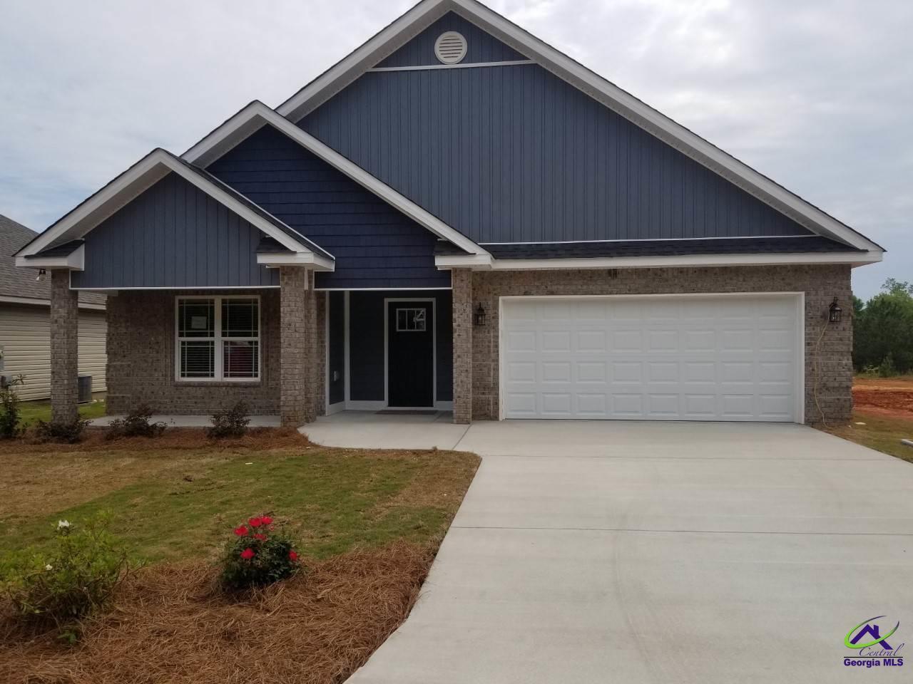 Property Photo: 136 Hawks Ridge Trace GA 31008