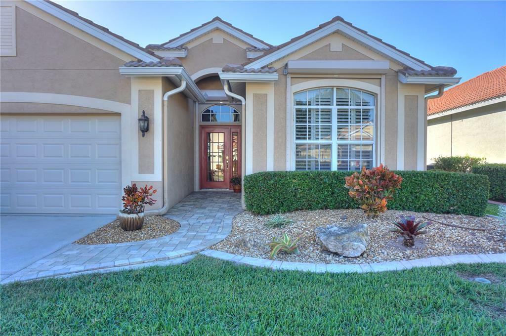 Property Photo: 734 Back Nine Drive FL 34285