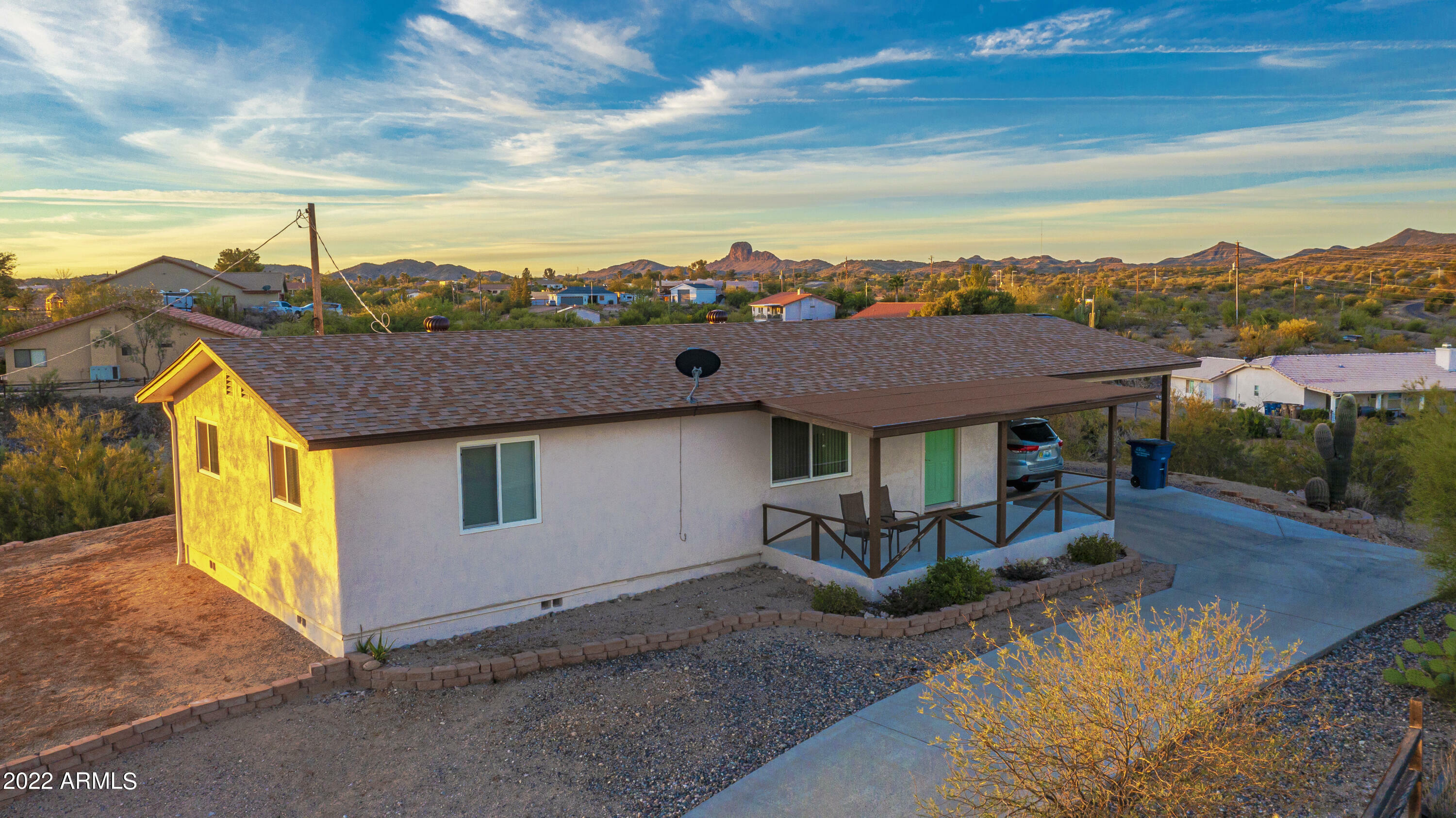 Property Photo:  895 N Aircleta Drive  AZ 85390 