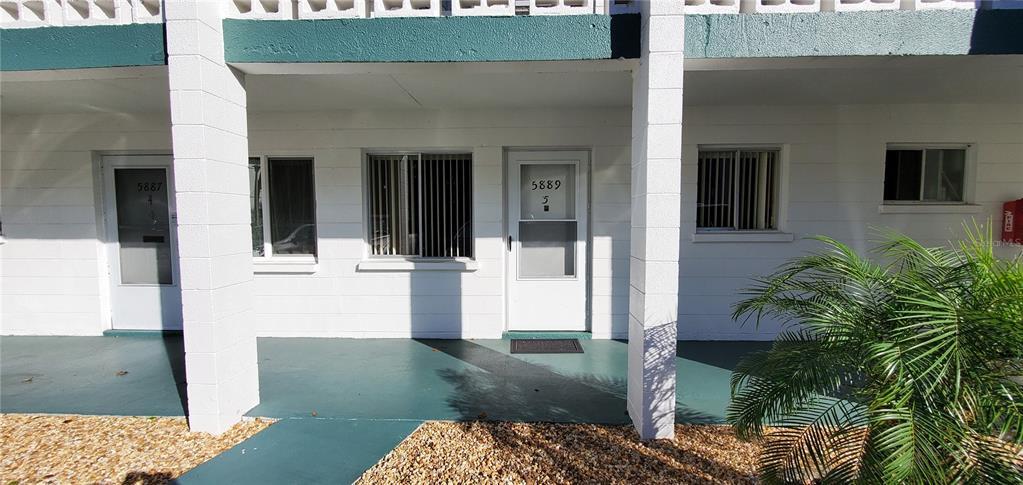 Property Photo: 5889 Welcome Road I5 FL 34207