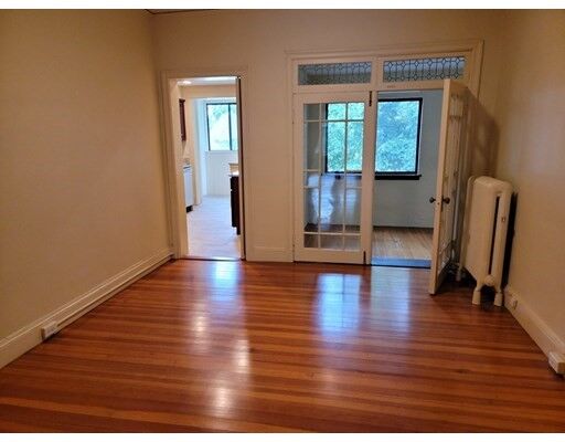 Property Photo:  5 Lewis Rd 5  MA 01890 