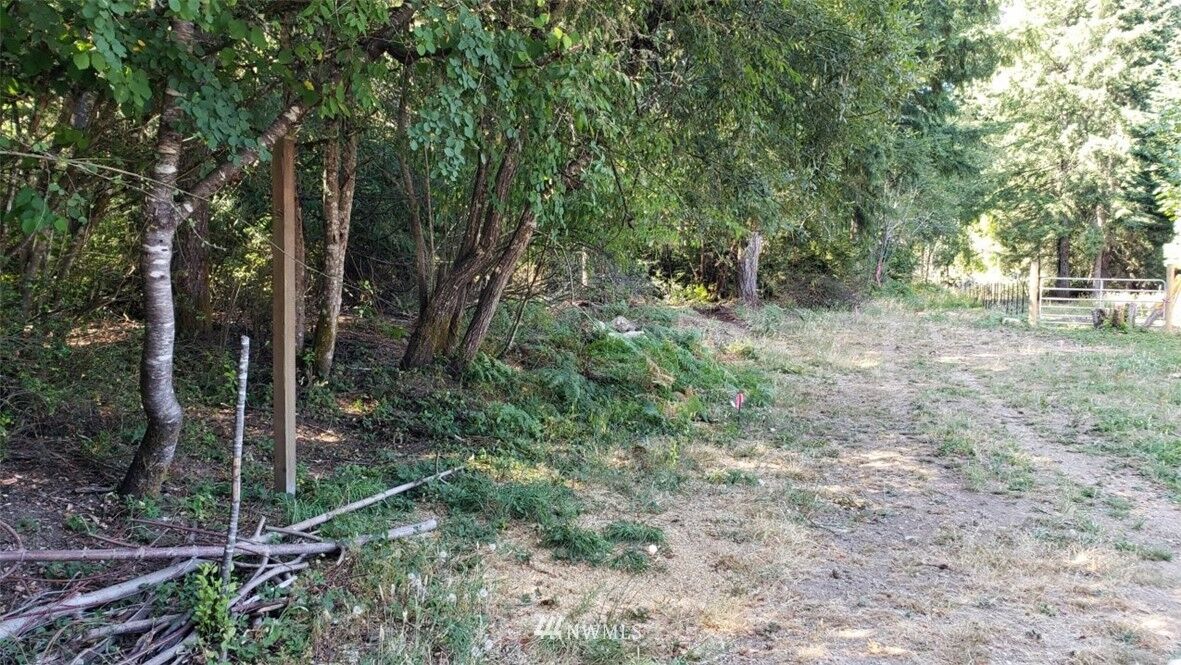 Property Photo: 2546 Sand Dollar Road W WA 98312