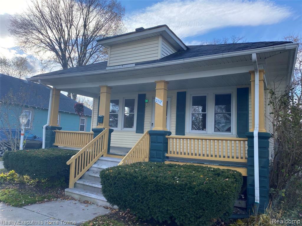 Property Photo: 2117 Willow MI 48060