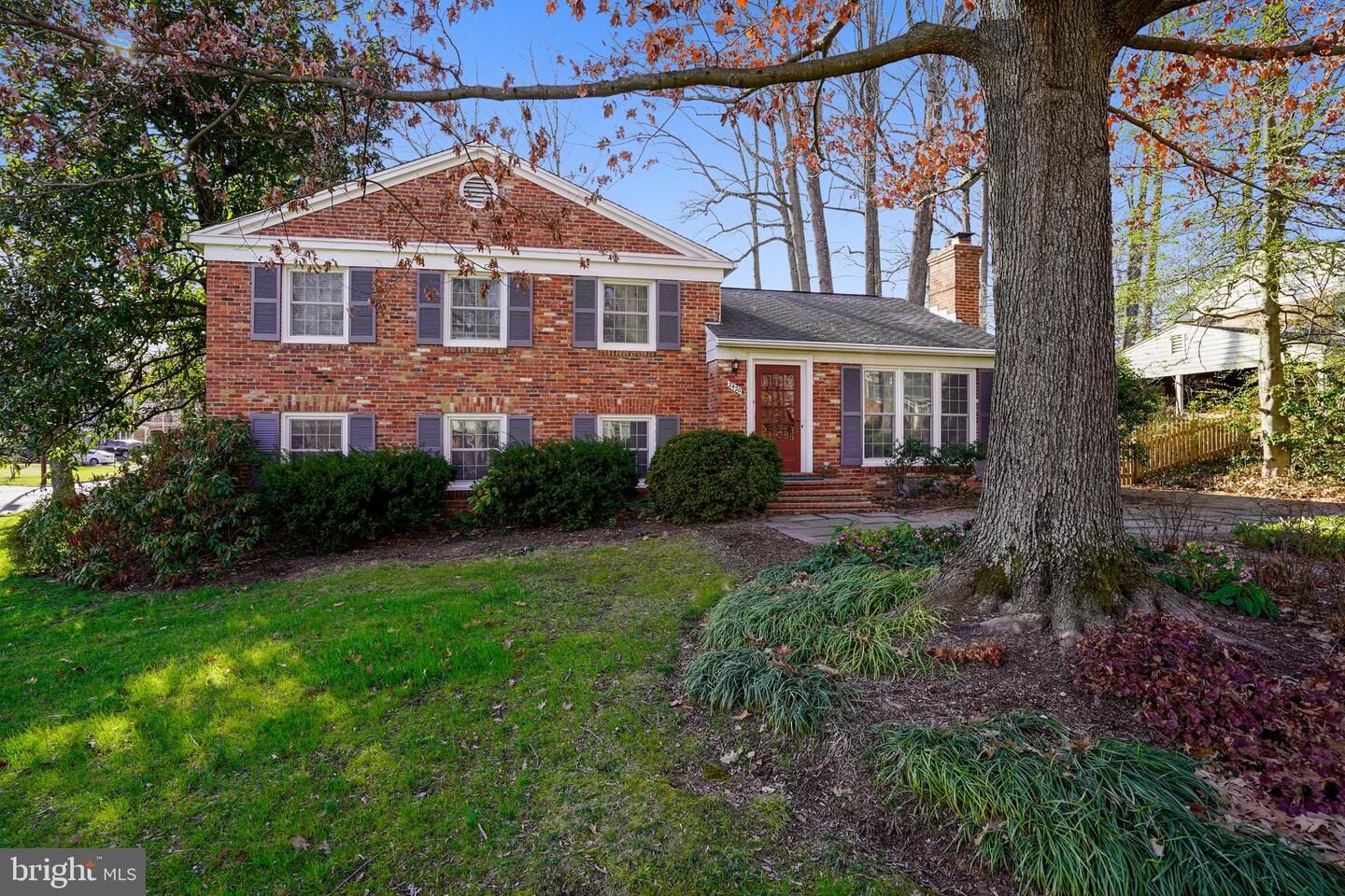 Property Photo:  2420 Barbour Road  VA 22043 