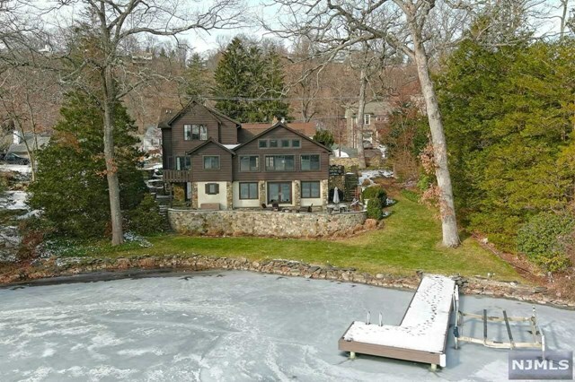 Property Photo: 21 Oakwood Trail NJ 07871