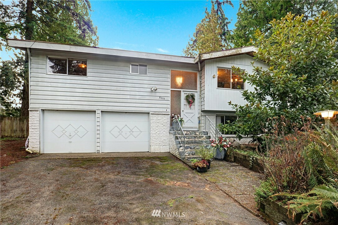 8619 NE 132nd Place  Kirkland WA 98034 photo