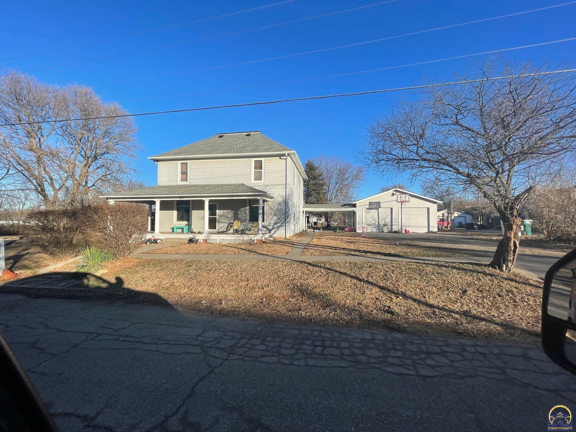 Property Photo:  104 W Wyandotte St  KS 66512 