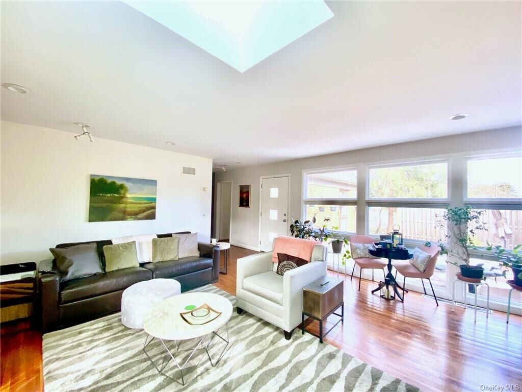 Property Photo:  202 Old Mountain Road N  NY 10960 