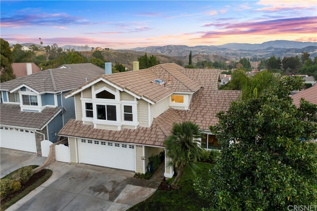 Property Photo:  28030 Kenton Lane  CA 91350 