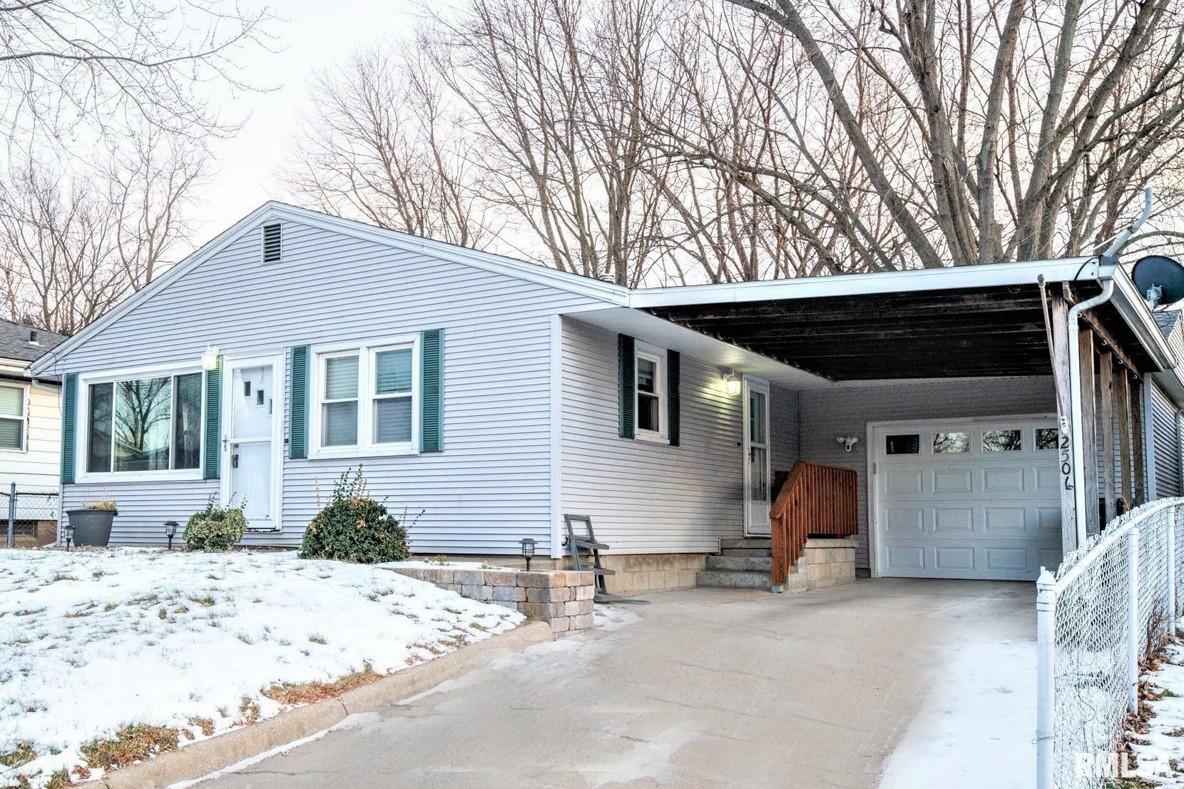 Property Photo: 2506 Brooklawn IL 61554