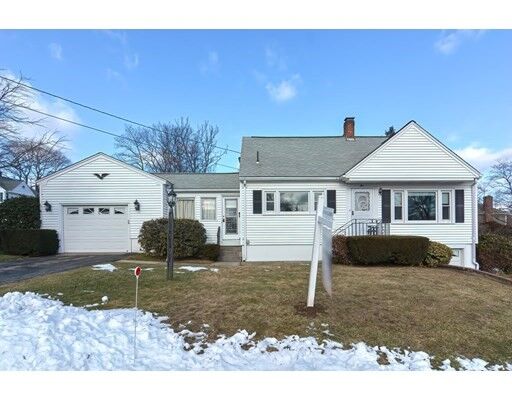 Property Photo:  10 Metcalf Avenue  MA 01757 