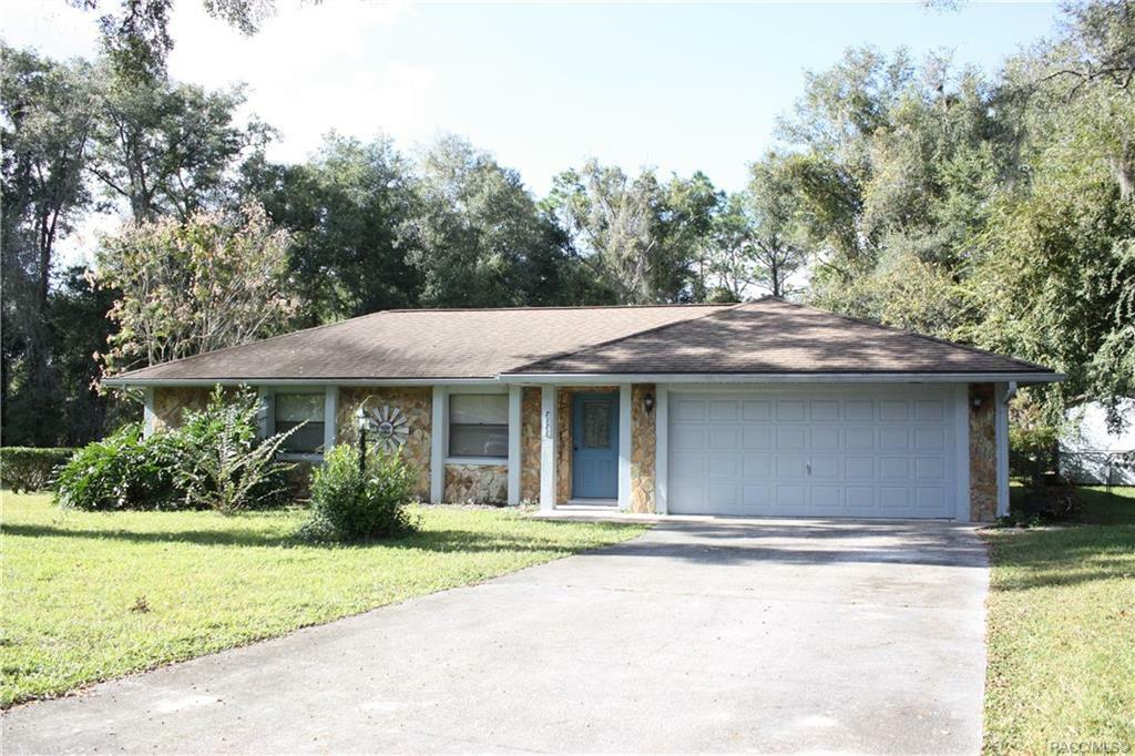 Property Photo:  7171 N Grackle Point  FL 34442 