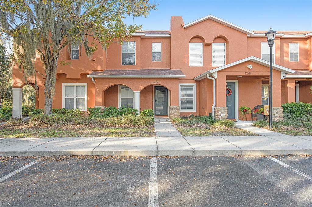 Property Photo: 10926 Johanna Avenue FL 33578