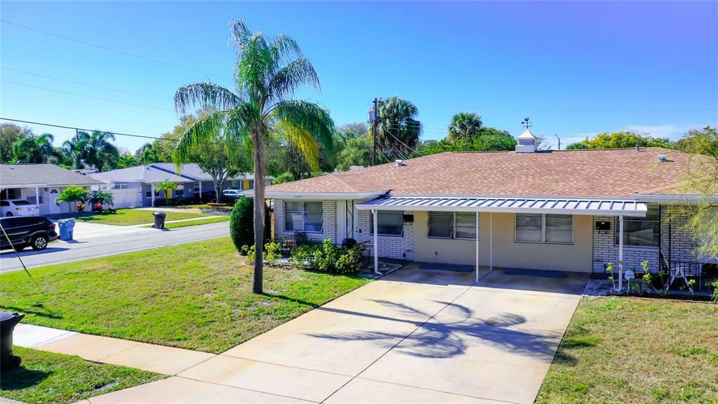 Property Photo:  3700 59th Street N  FL 33710 