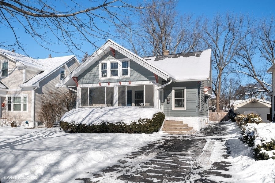 Property Photo:  1736 Maclean Court  IL 60025 