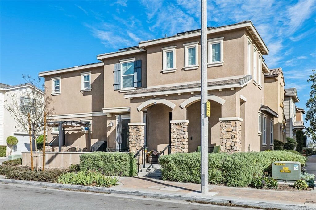 Property Photo:  6118 Snapdragon Street  CA 92880 