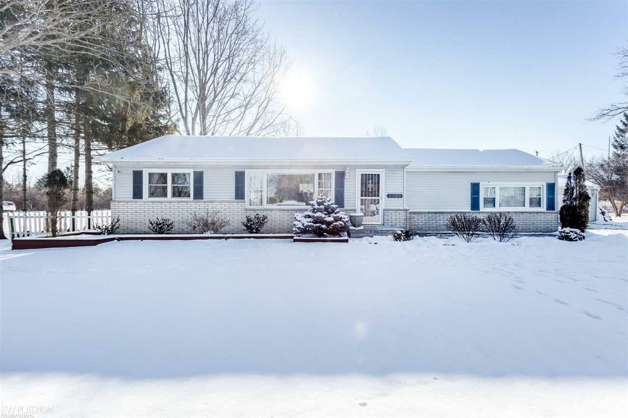 Property Photo:  2780 Maywood Dr.  MI 48060 