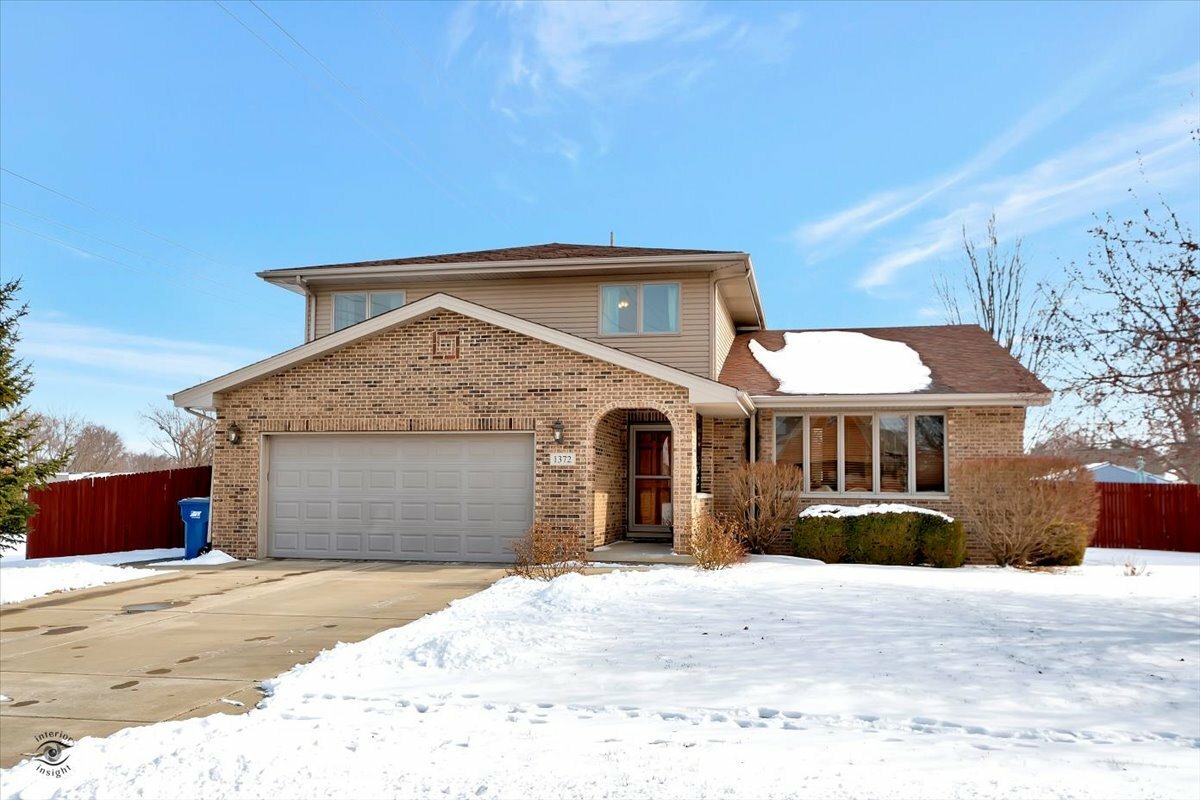 Property Photo:  1372 Eagle Bluff Drive  IL 60914 