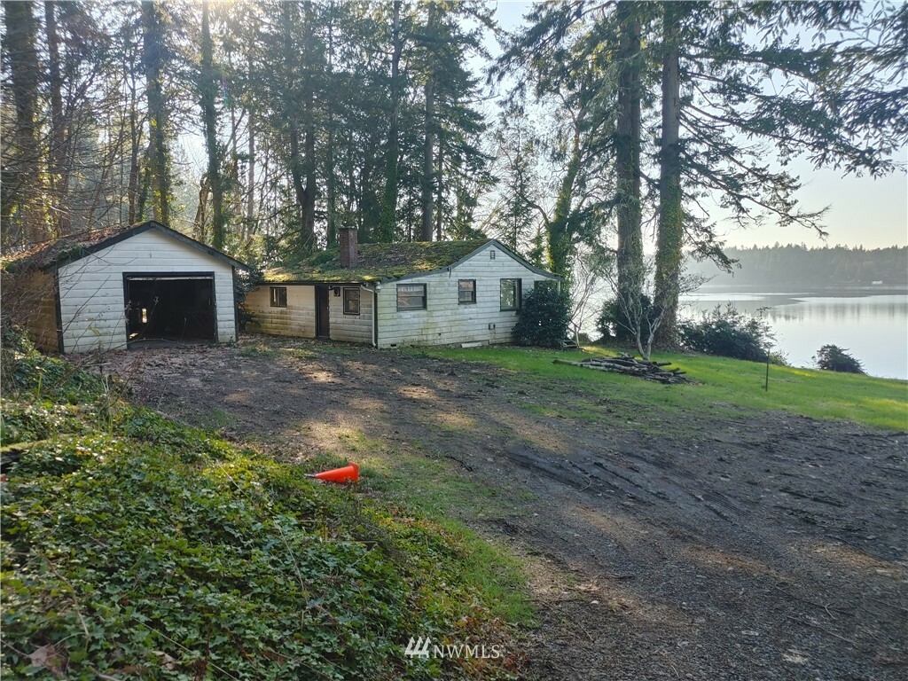 Property Photo:  7913 Kerbaugh NE  WA 98516 