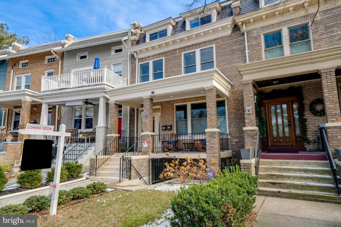 Property Photo:  7 Grant Circle NW 2  DC 20011 