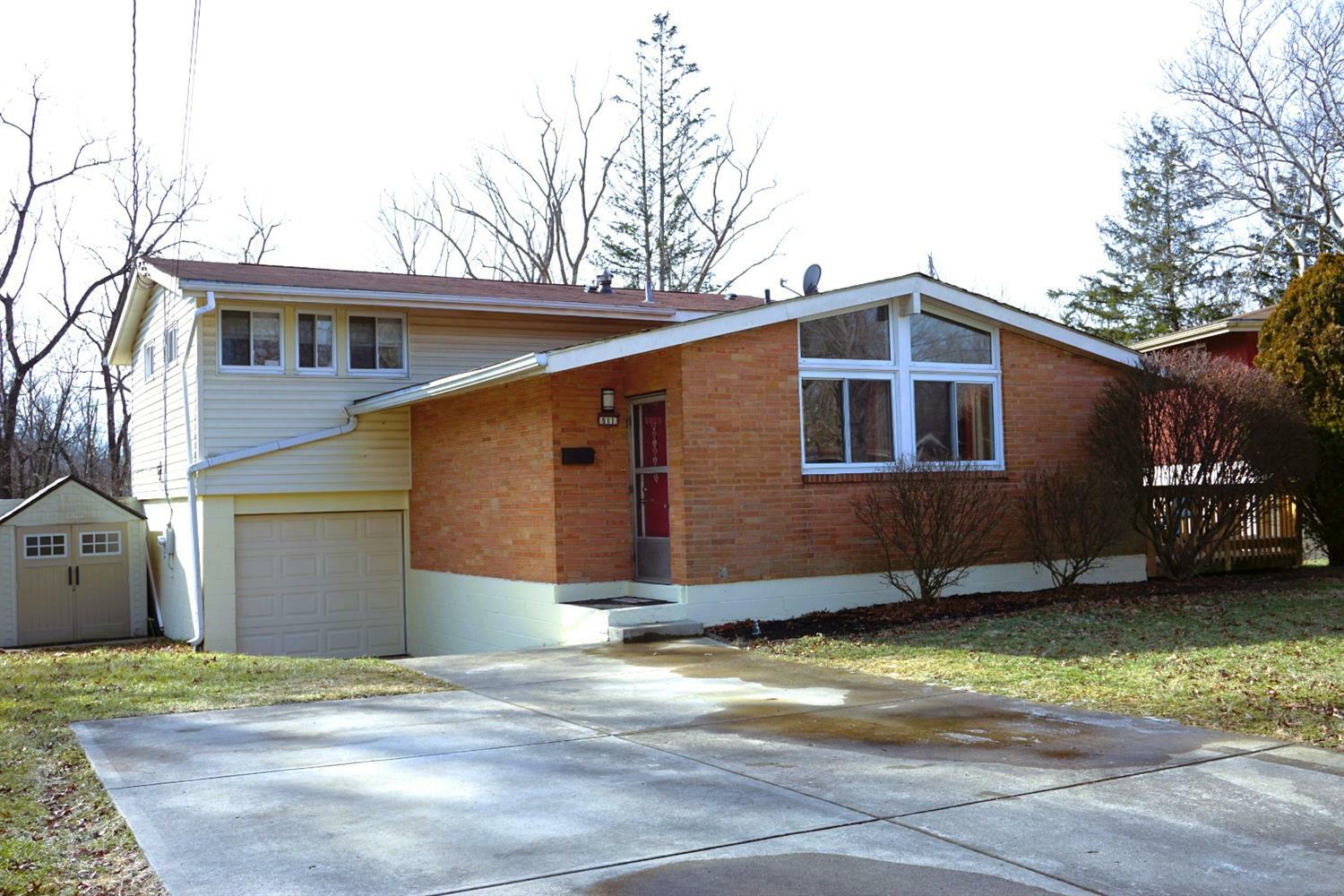 Property Photo:  811 Cascade Rd  OH 45240 