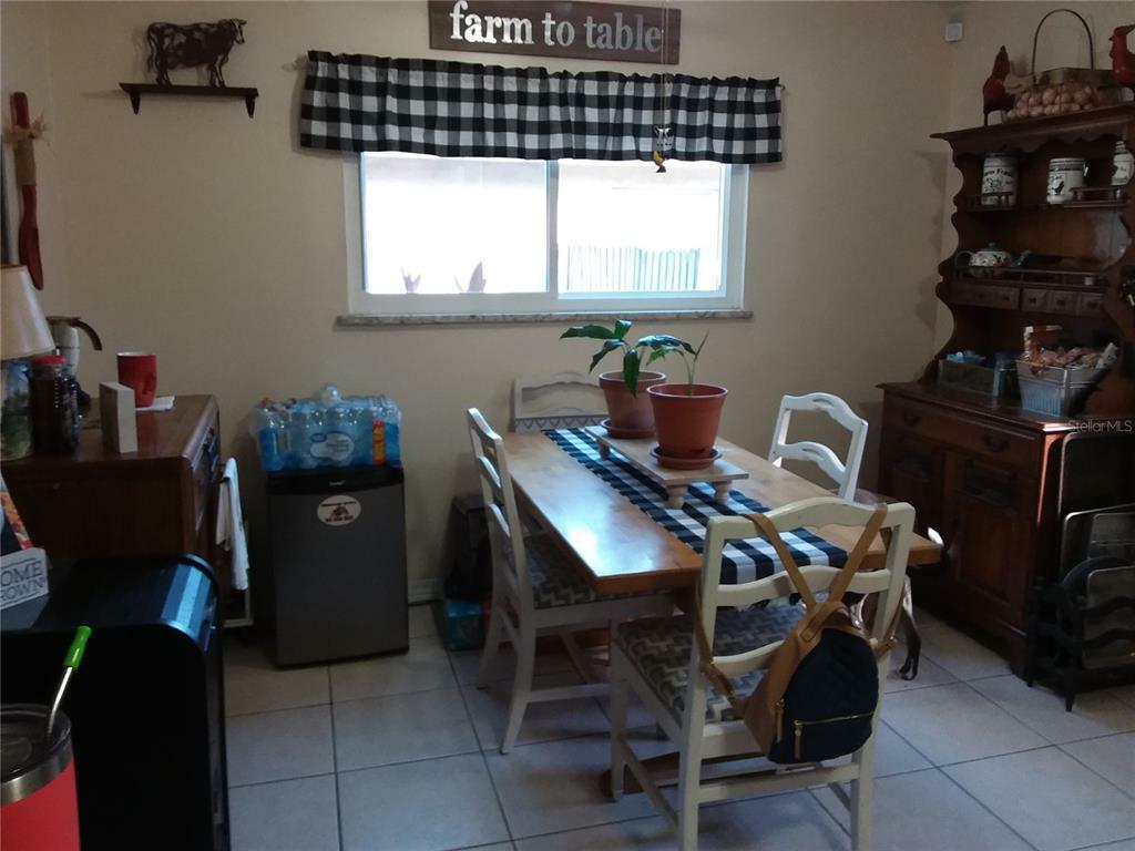 Property Photo:  4905 E Liberty Street  FL 33617 