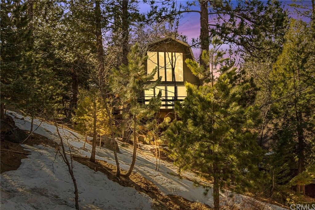 Property Photo:  2600 Valhalla Drive  CA 92382 