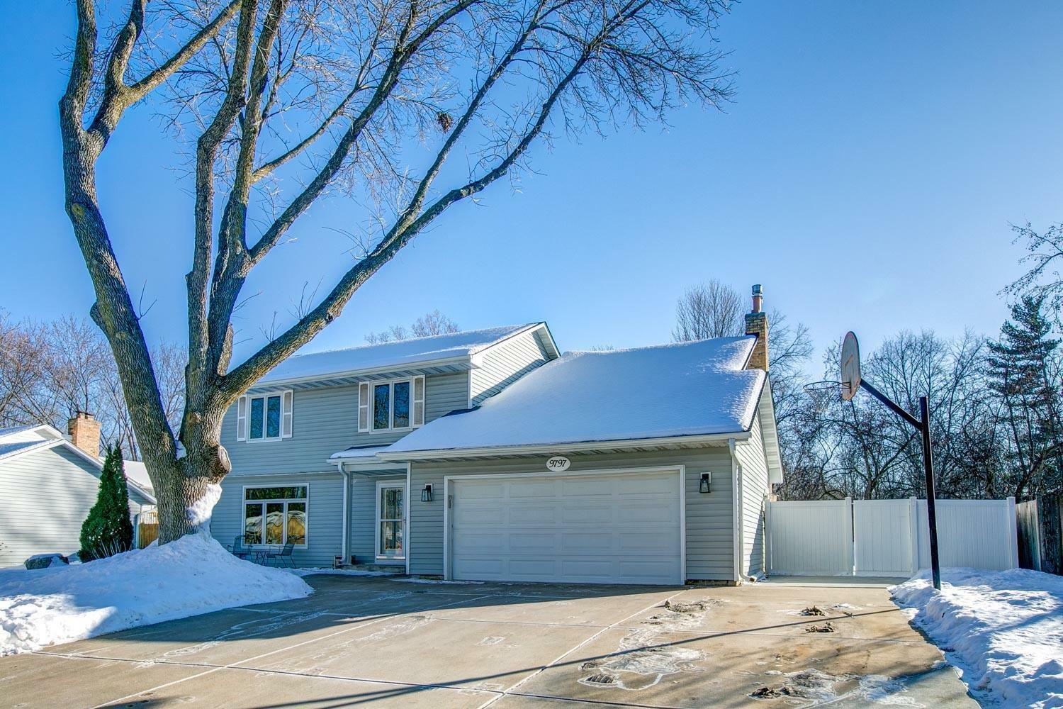 Property Photo:  9797 101st Place N  MN 55369 