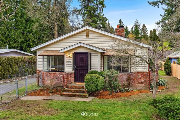 13416 3rd Avenue S  Burien WA 98168 photo