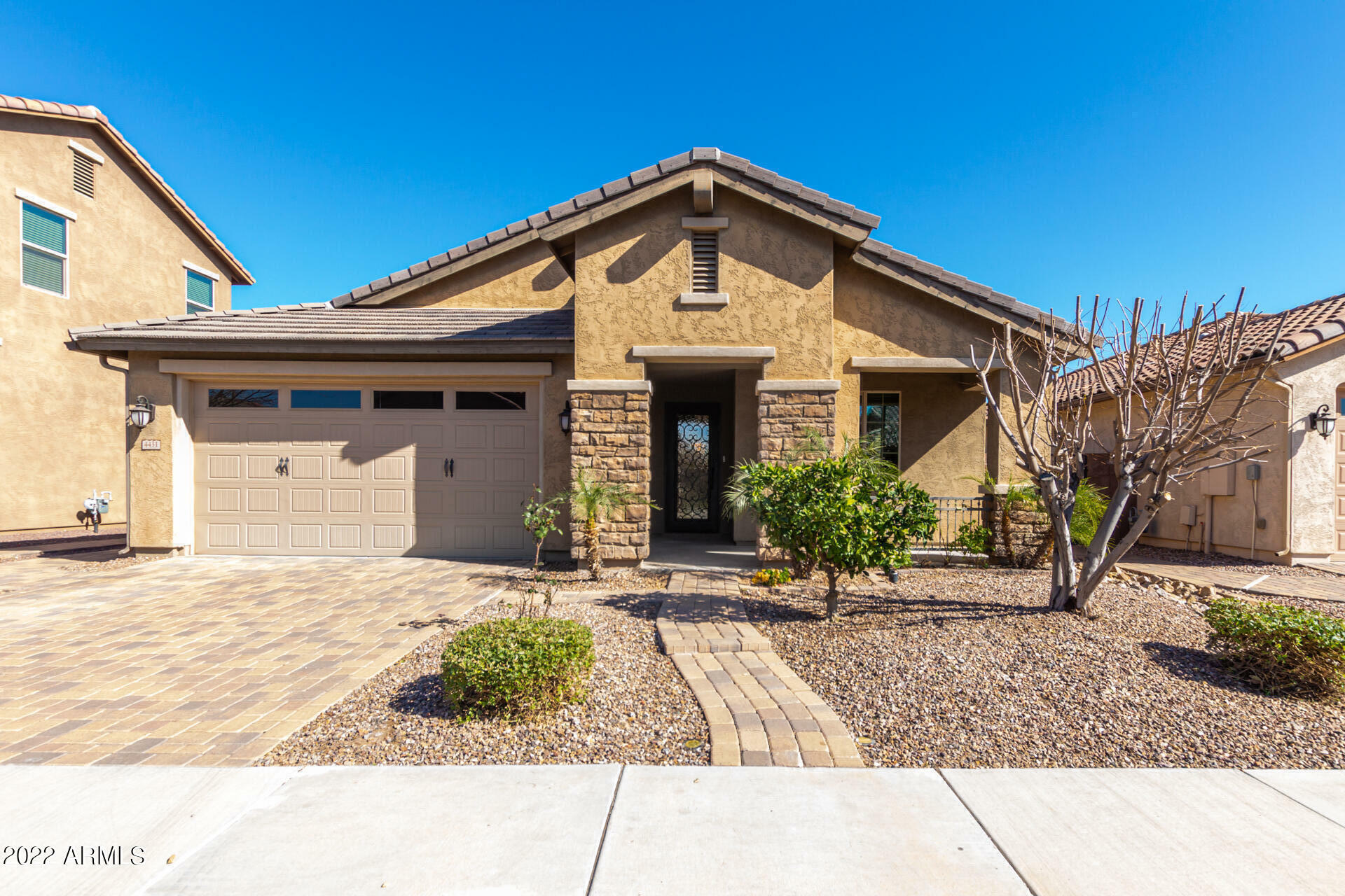 Property Photo: 4431 S Washington Street AZ 85249
