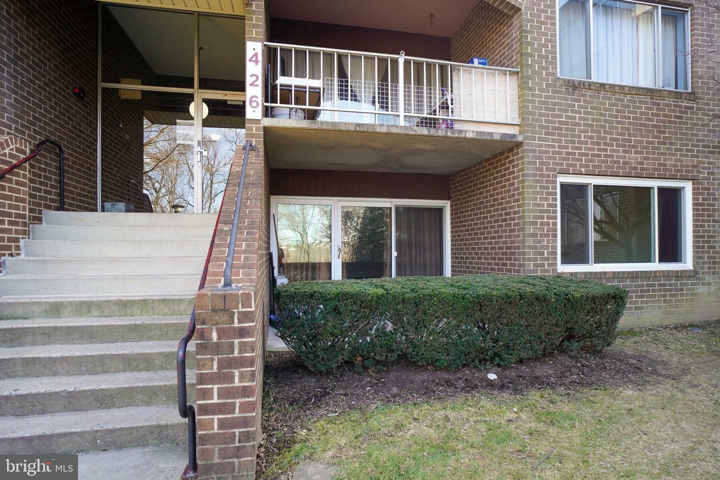 Property Photo:  426 Girard Street 165  MD 20877 