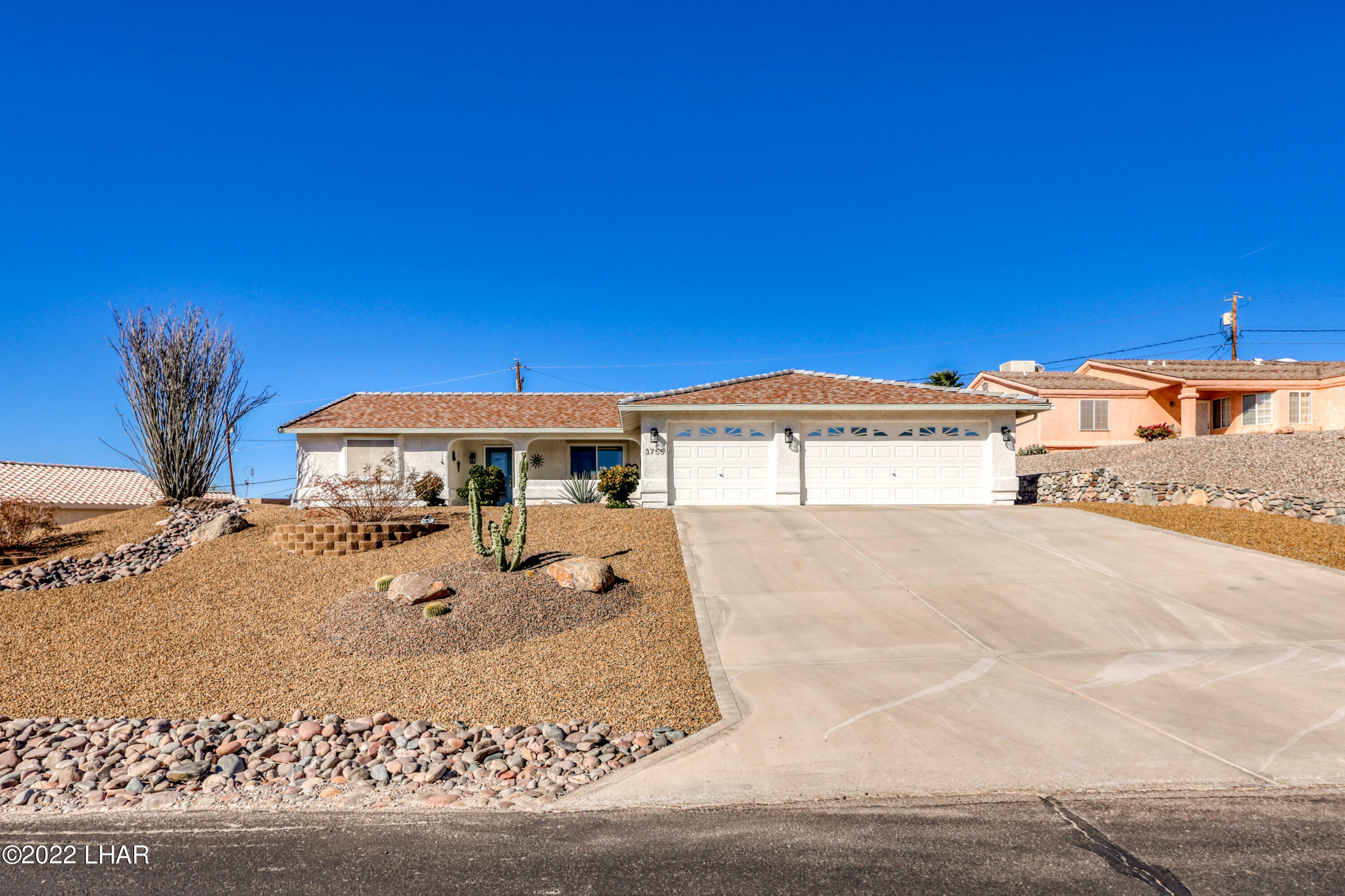 Property Photo:  3755 Beachview Dr  AZ 86406 