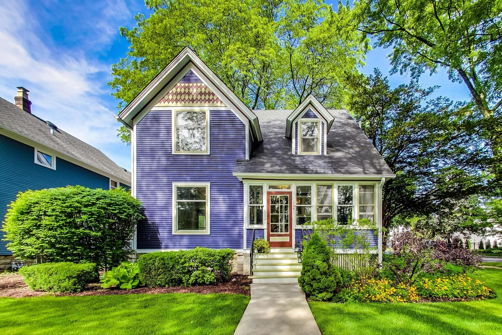 Property Photo:  105 S Wright Street  IL 60540 