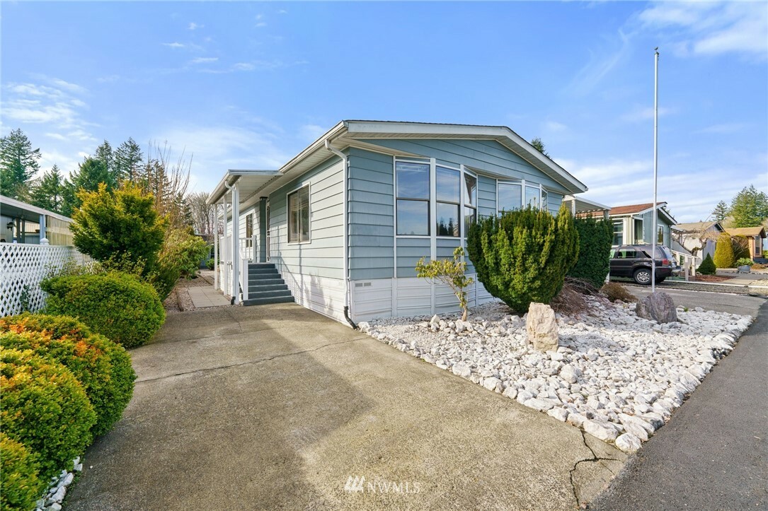 Property Photo:  1111 Archwood Drive SW 235  WA 98502 