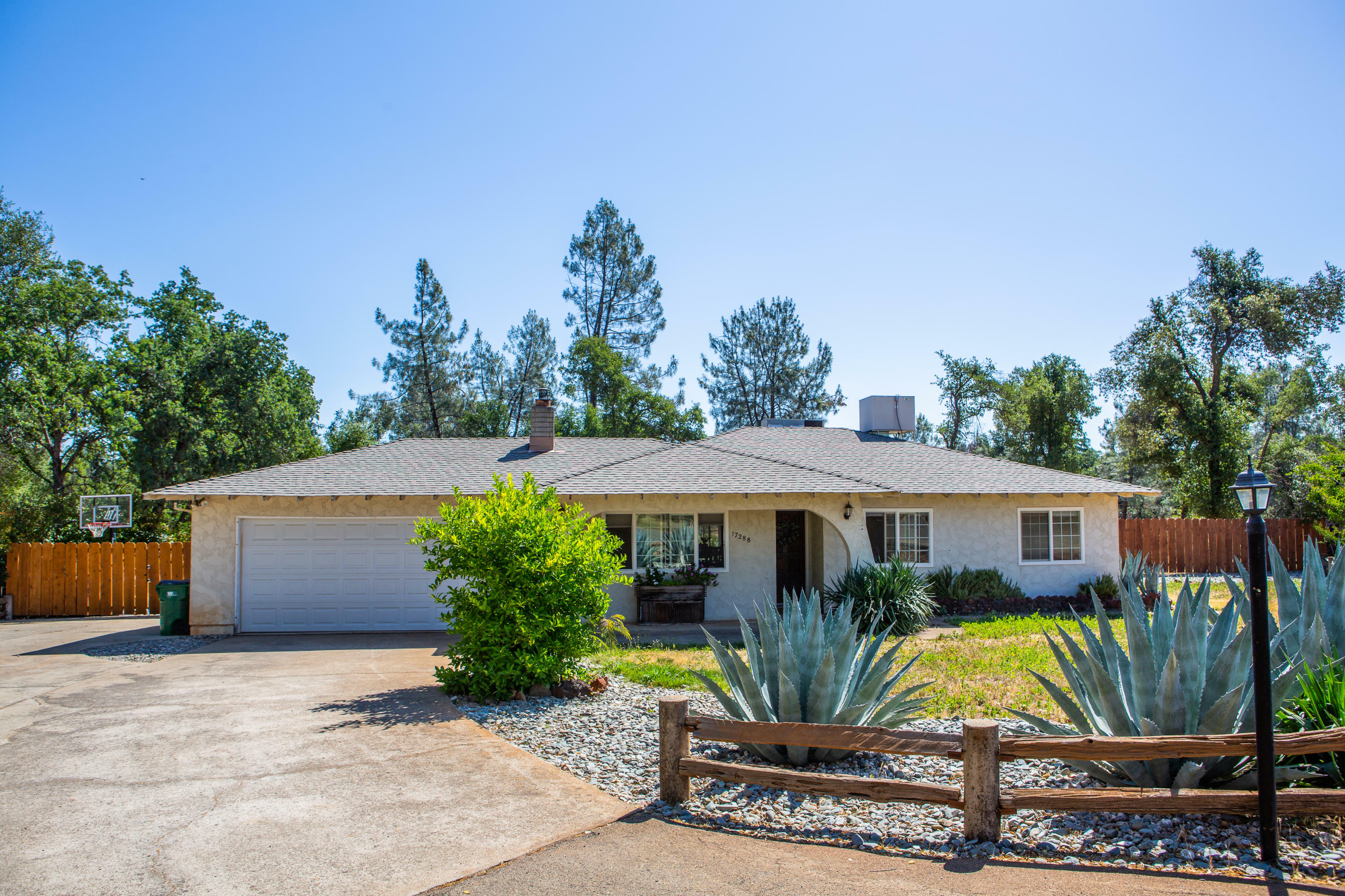 17288 Sabiana Drive  Anderson CA 96007 photo