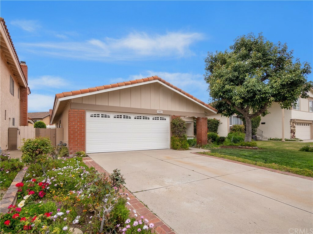 Property Photo:  14551 Linden Avenue  CA 92606 