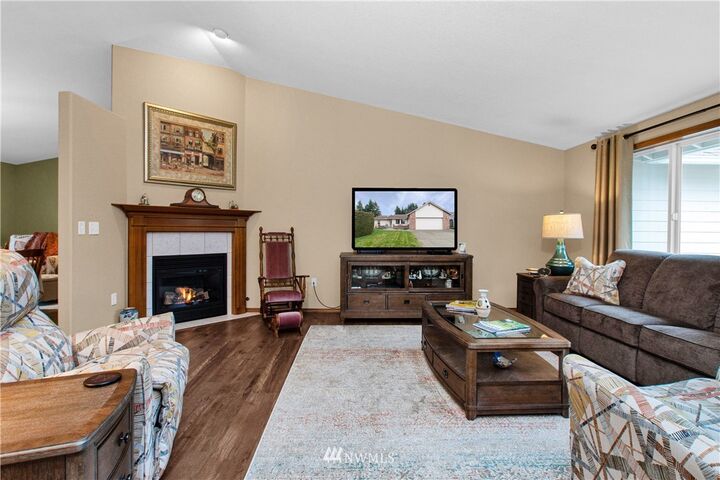 House for sale in Olympia 5515 SW Ken Jan Court SE, Olympia, WA 98503