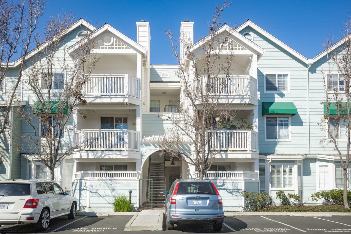 Property Photo: 614 Arcadia Terrace 206 CA 94085
