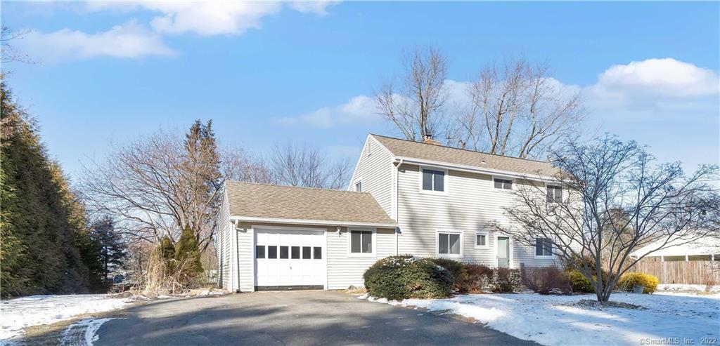 Property Photo: 8 West Point Terrace CT 06081