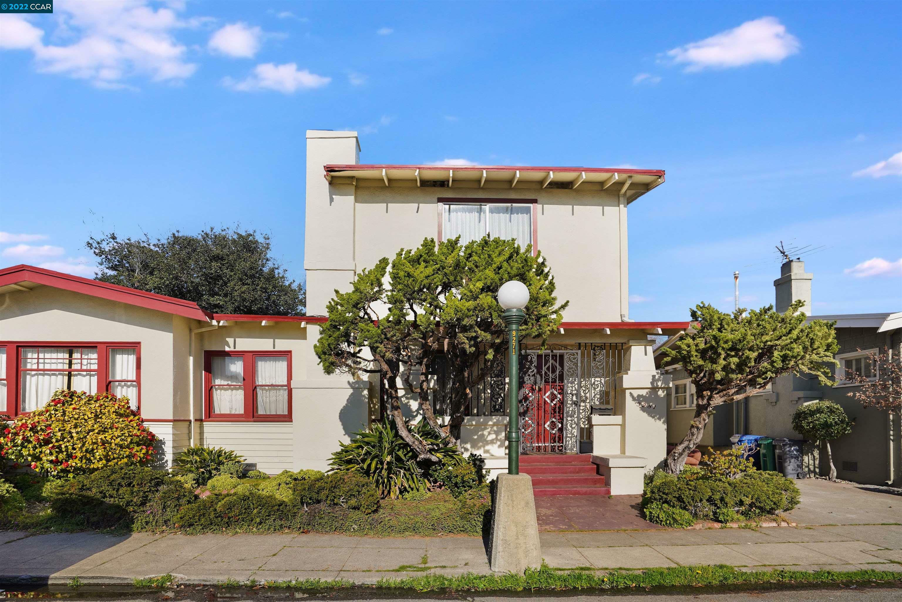 Property Photo:  3281 Sterling Ave  CA 94501 