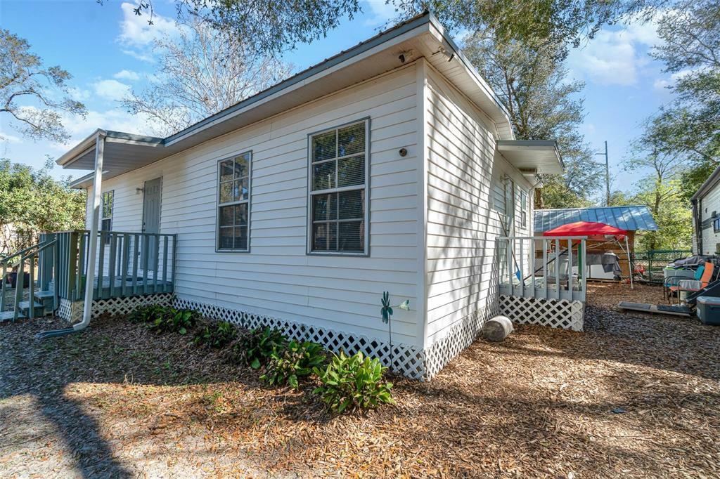 Property Photo:  31626 6th Street  FL 32776 