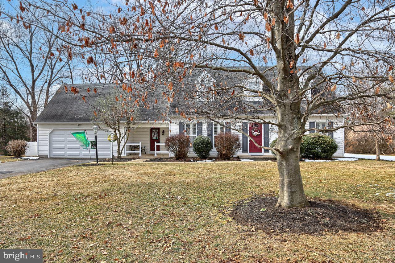 Property Photo: 1310 Country Club Drive PA 17601